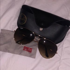Ray-Ban Aviators! Like New